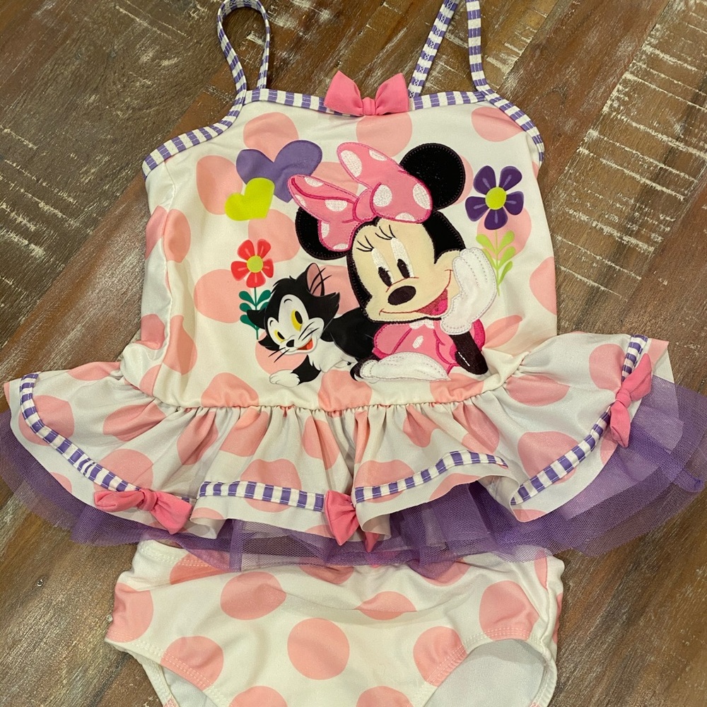 Minnie suit